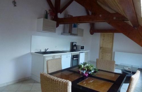 Le Glaizil Bed & Breakfast | Le Rocher des Ducs, vue sur montagne, abris voitures et motos