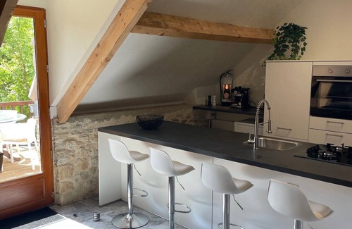 Degagnac Apartment | LE ROSSIGNOL Modern stylish apartment with air conditioning, private terrace and swimming pool