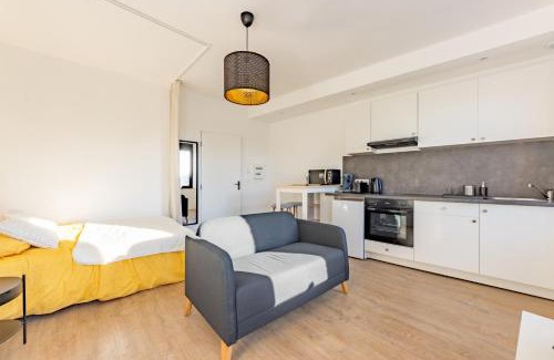 Castelsarrasin Apartment | Le studio Sicre proche commdités parking facile