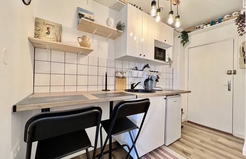 Fontaine-Bayonne-Cartoucherie Apartment | Le Toucan - Nice studio near Tram & Downtown