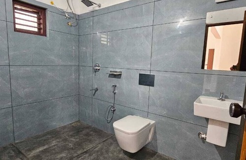 Sulthan Bathery Bed & Breakfast | Le Vista Resort - Wayanad