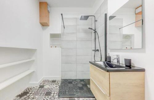 Boucle - Gros Caillou Apartment | Le White Cozy - Lyon - Croix Rousse