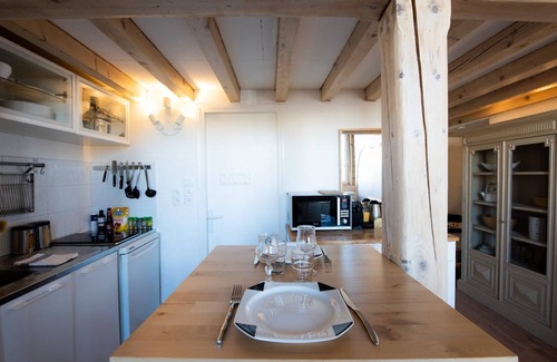 Cuire Apartment | Le Woody - Charming Canut close to Croix Rousse