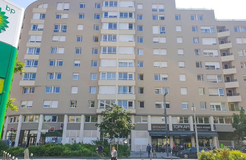 Charpennes - Charmettes Apartment | Le Zola, T2 Calme à la Limite de Lyon