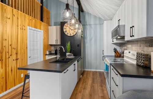 Sainte-Lucie-des-Laurentides Ski Chalet | Le1603 - Le Petit Caribou - Chalet spa et plage