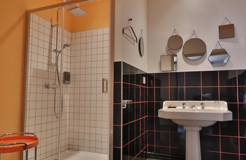 Montbron Hotel | Le25 Parahotellerie