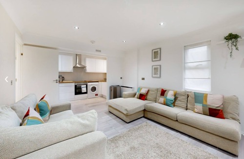 Hackney Wick Apartment | LEA - Elegant 1bed flat w/parking 5 min to Hackney Wick