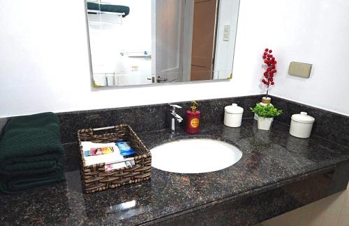 Highway Hills House | lea home flair tower staycation mandaluyong