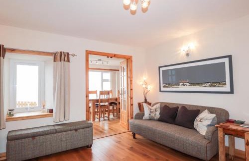 Buckie House | Learig