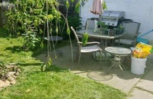 Phillipsburg House | Lehigh Valley/Easton Phillipsburg/Allentown/Bethlehem Area -Entire house