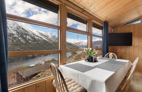Kaupanger House | Lem Cabins