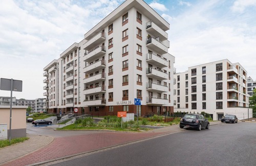 Pradnik Czerwony Apartment | Lema 26 | 2 Bedrooms, Balcony, Parking | Pet-friendly