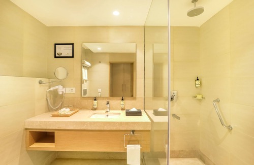 Aligarh Hotel | Lemon Tree Hotel Aligarh