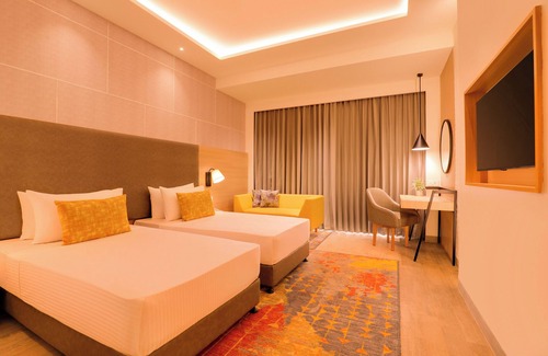 Islamnagar Hotel | Lemon Tree Hotel Chandausi