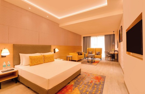 Islamnagar Hotel | Lemon Tree Hotel Chandausi