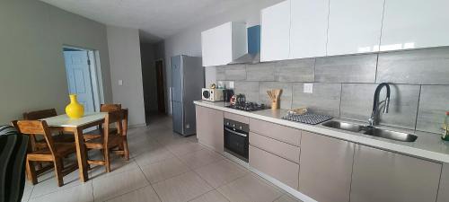 Swakopmund Apartment | Leopards Inn Swakopmund Ocean View