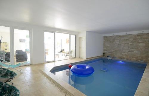 Mer Apartment | Les 4 Saisons Piscine intérieure