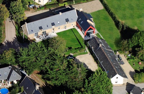 Theix-Noyalo Apartment | Les Ajoncs - charming gîte