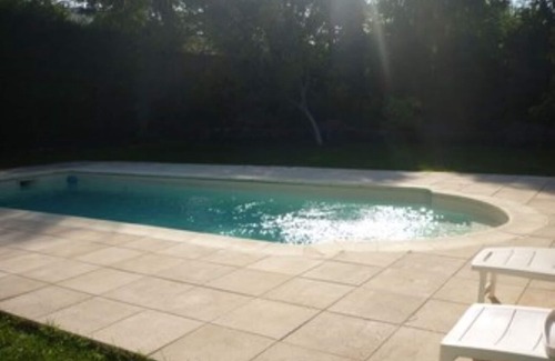 Alleins Villa | Les Arcades, a quiet corner