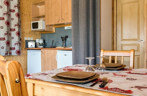 Seyne Cabin | les balcons du grand puy
