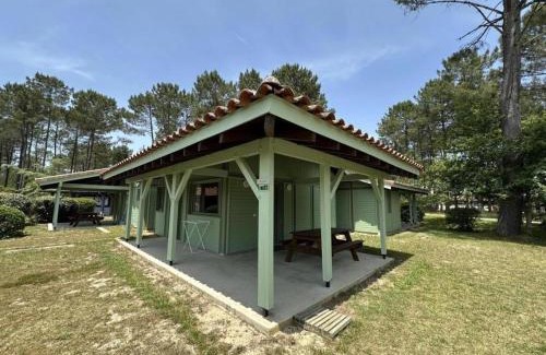 Brocas House | Les bruyeres