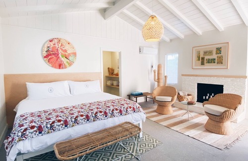 Warm Sands Hotel | Les Cactus