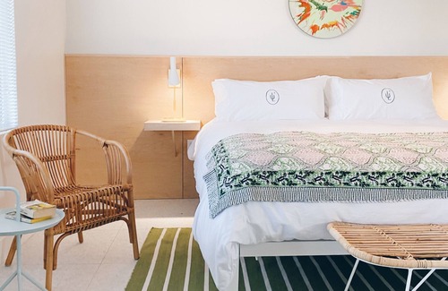 Warm Sands Hotel | Les Cactus