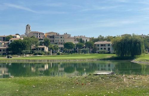 Pont Royal Bed & Breakfast | LES CISTES