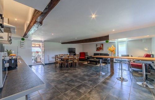 Regny Apartment | Les Coquelicots - A 30 min de Roanne