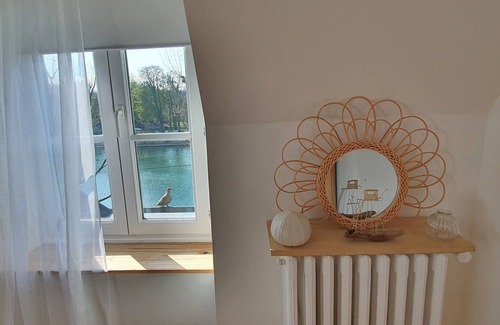 Lagny-sur-Marne Villa | Les Flolies on the banks of the Marne: Character villa - Disney - Paris