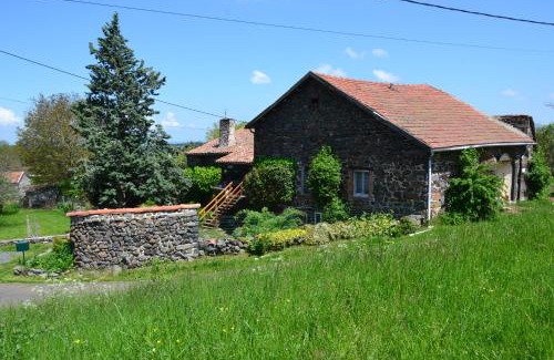 Le Monastier-sur-Gazeille House | Les gîtes Estaou Treillo
