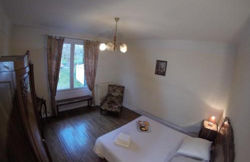 Vic-sur-Cere Apartment | Les Glycines