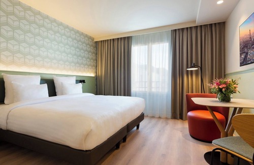 Les Halles Apartment | Les Halles Studio Apartment With Aircon