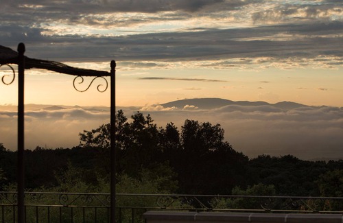 Bourg-Saint-Andeol Ski Chalet | "Les Lavandes" chalet overlooking lavender and mont ventoux