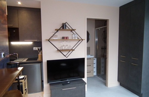 Pirou Apartment | Les Maisons de Louise