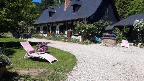 Touffreville-la-Corbeline House | les orchidees sauvages
