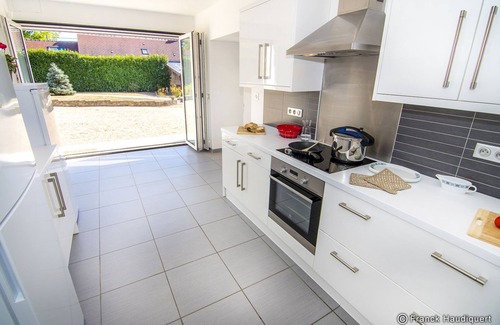 Chatillon-sur-Cher Cottage | Les Paccots-5 étoiles-Gîte-Family-Ensuite with Bath-Courtyard view