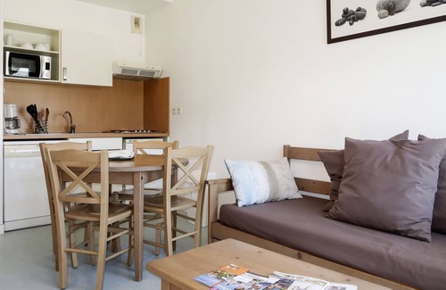 Saint-Briac-sur-Mer Apartment | Les Roches Douvres 24 by Interhome