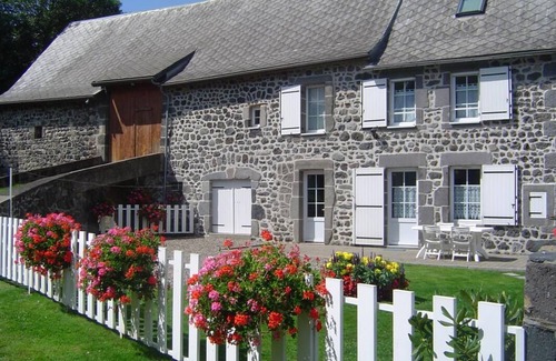 Saulzet-le-Froid House | Les Rouchoux - Saulzet-le-froid
