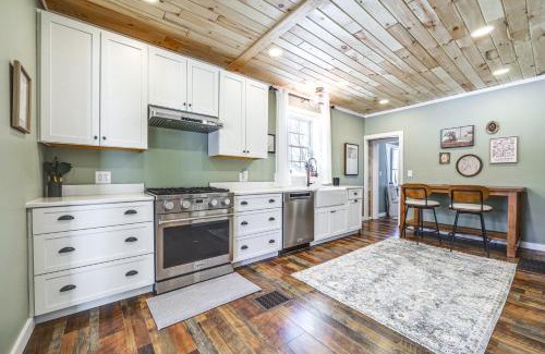 Houlton House | Less Than 1 Mi to Houlton Riverfront Park Home with Yard!