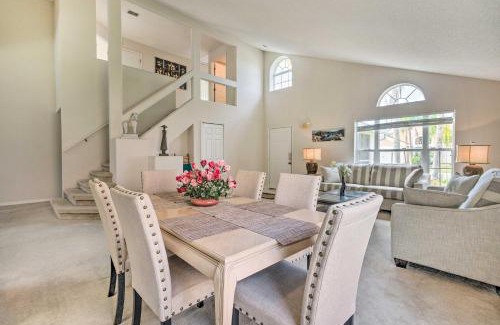 Lindfields House | Less Than 5 Mi to Disney Parks Spacious Home with Lanai