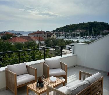 Iz Apartment | Levanat Iž