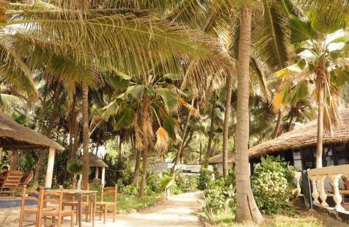 Fajara Hotel | Leybato Beach Hotel