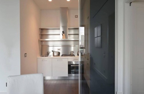 Varesine Apartment | Liberazione - Solaria, Apt In Exclusive Solaria Tower By Halldis