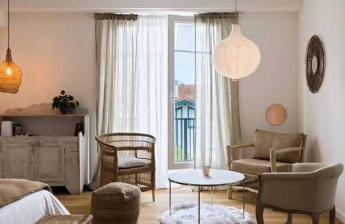 Bayonne Bed & Breakfast | Libertitu
