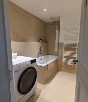 Innenstadt Apartment | LIBORIA I Als Gruppe im Denkmal Augsburgs