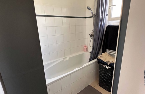 Robins Bay Apartment | Libourne center - 3 rooms for 4 people