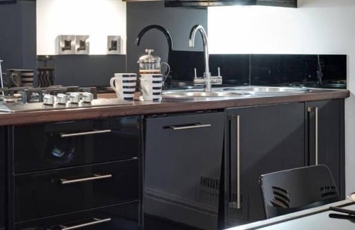 Cirencester Apartment | Licata's By 'The Cotswolds Luxe Escapes'