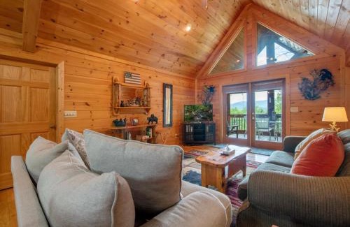 Mineral Bluff House | License 2 Chill - Mountain views of GA TN and NC