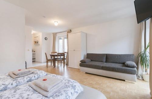 Leipziger Vorstadt Apartment | Lichtdurchflutetes Appartement im Hechtviertel